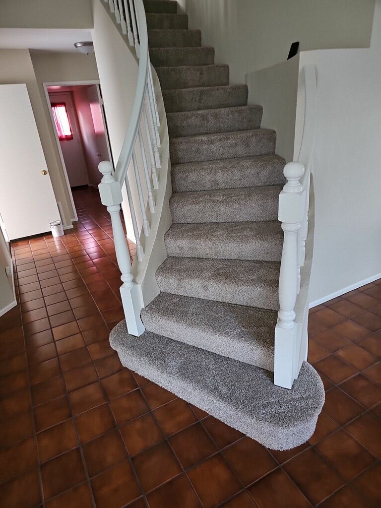 Get professional carpet installation and repairs in La Jolla and surrounding areas.
