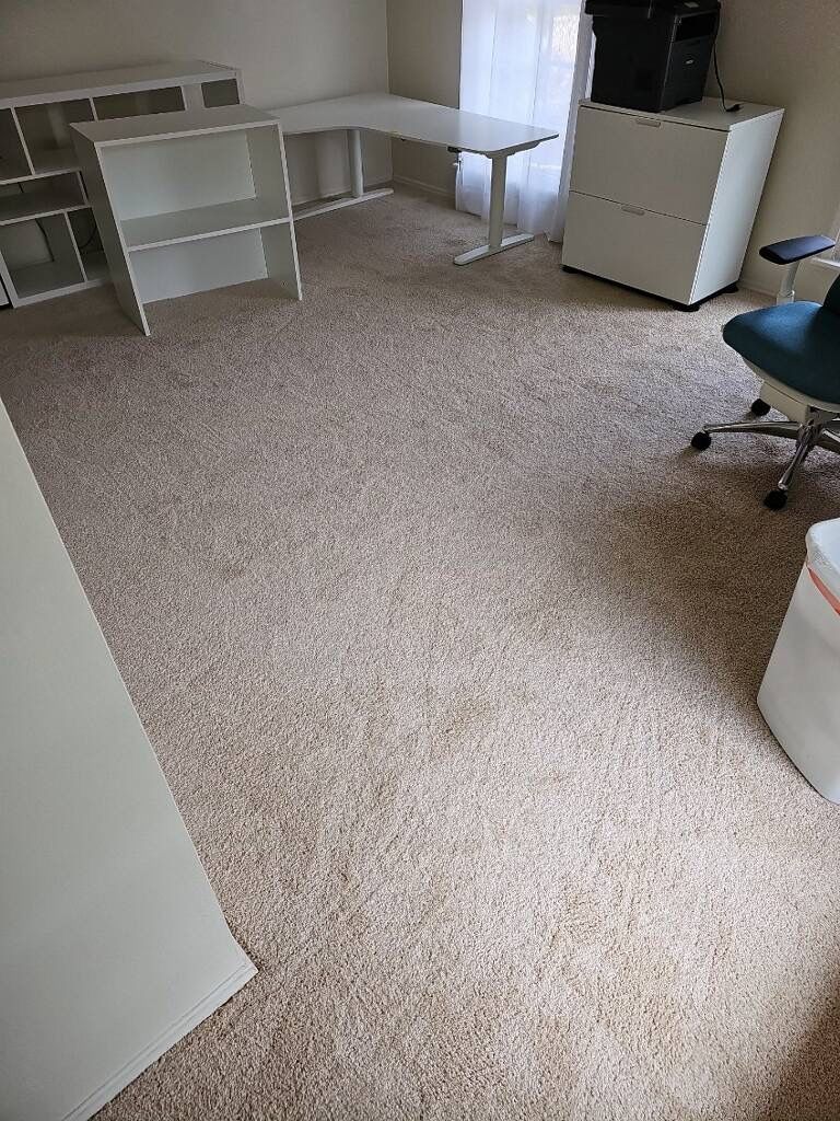 High-quality carpet installation and repairs available in El Cajon.
