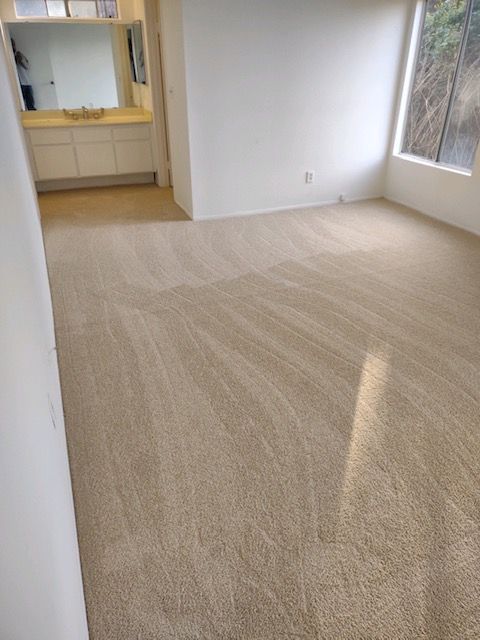 Professional carpet repairs and flooring services in Del Mar
