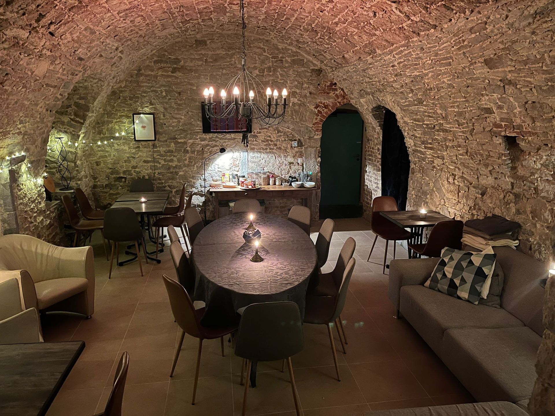 Conscious Kink at the Conscious Castle