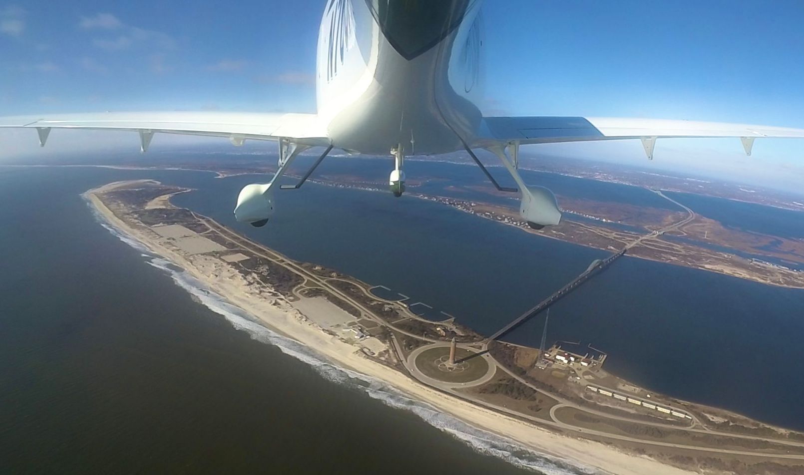 Discovery Flight | First Lesson | Gift Certificates| Learn How to Fly | Republic Airport | KFRG | Nassau Flyers