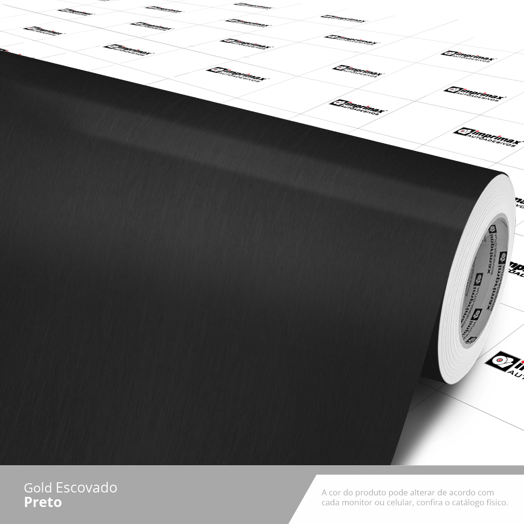 Um rolo de vinil adesivo preto com efeito metal escovado, aplicado sobre um fundo de papel quadriculado.