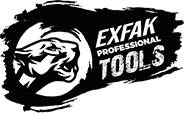 Um logotipo em preto e branco apresentando a cabeça de uma pantera rosnando ao lado do texto