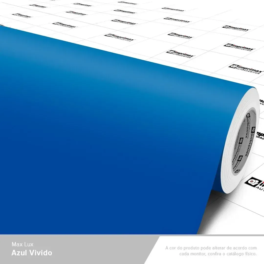 Um rolo de película adesiva de vinil azul vibrante sobre um fundo branco com um padrão quadriculado da marca.