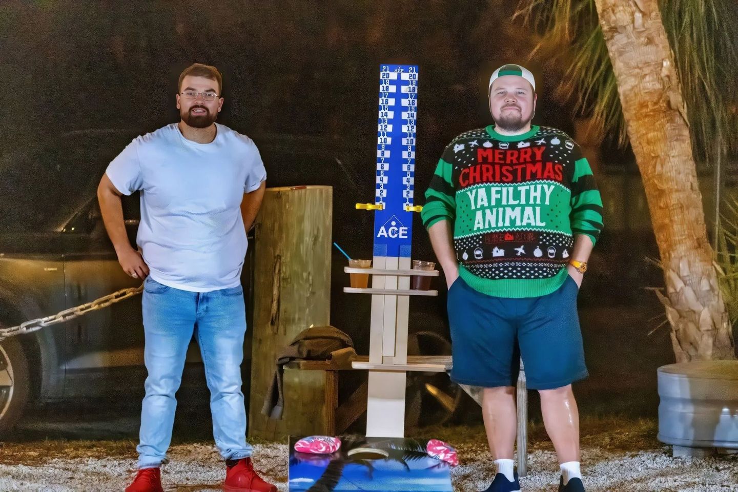 Cornhole players