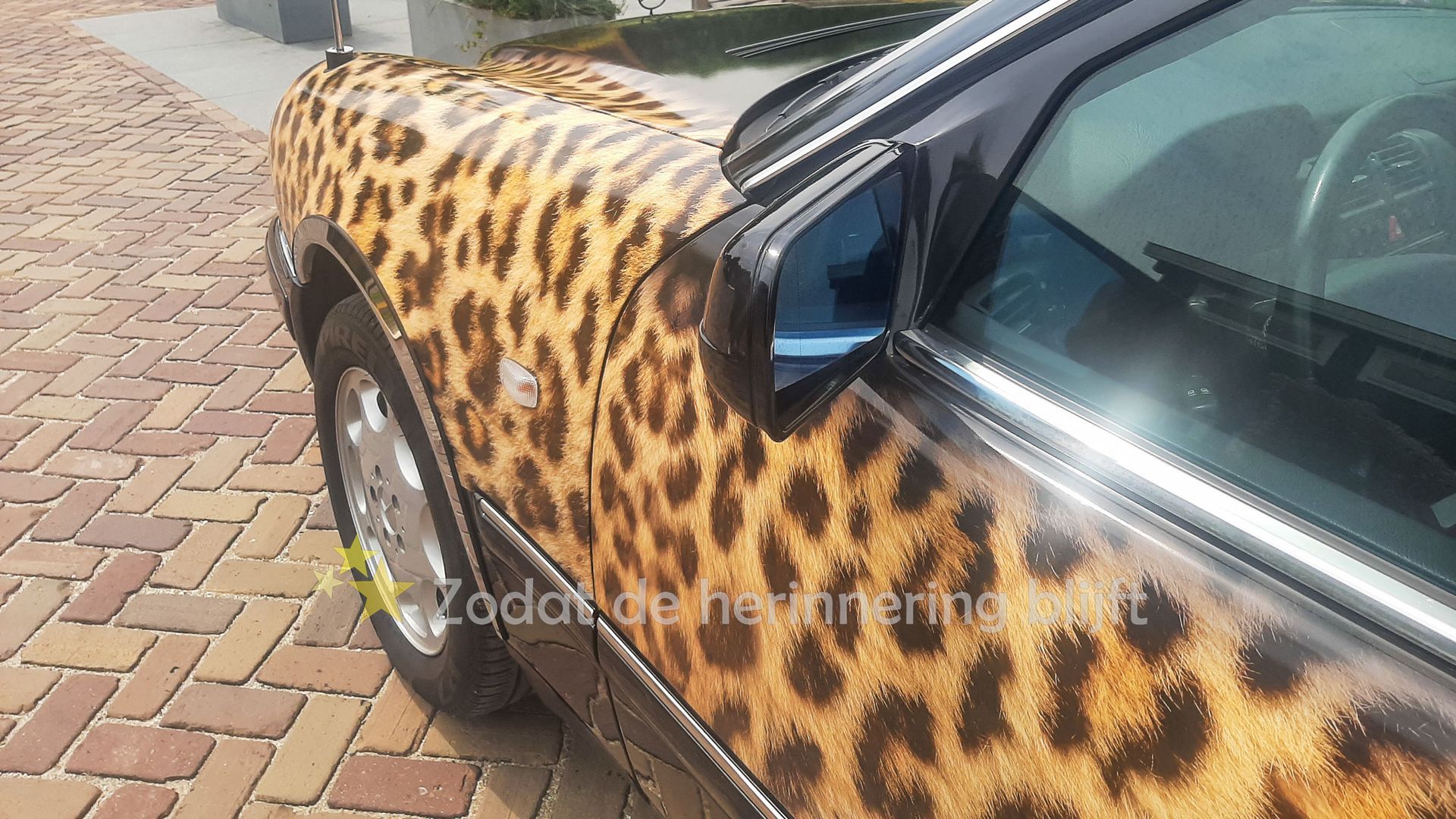 Uitvaart auto luipaard Uitvaart auto luipaard