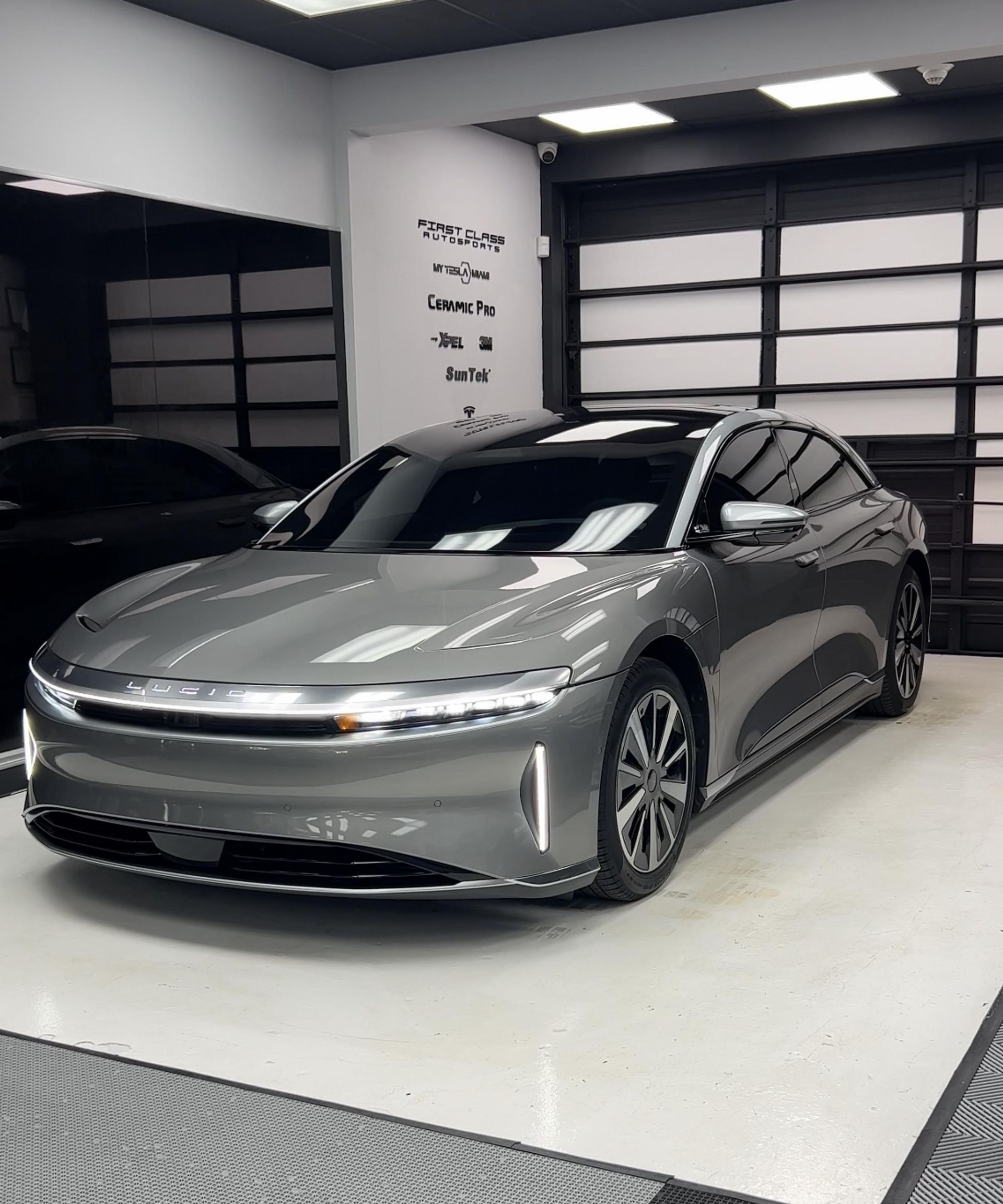 Longwood FL car window tinting