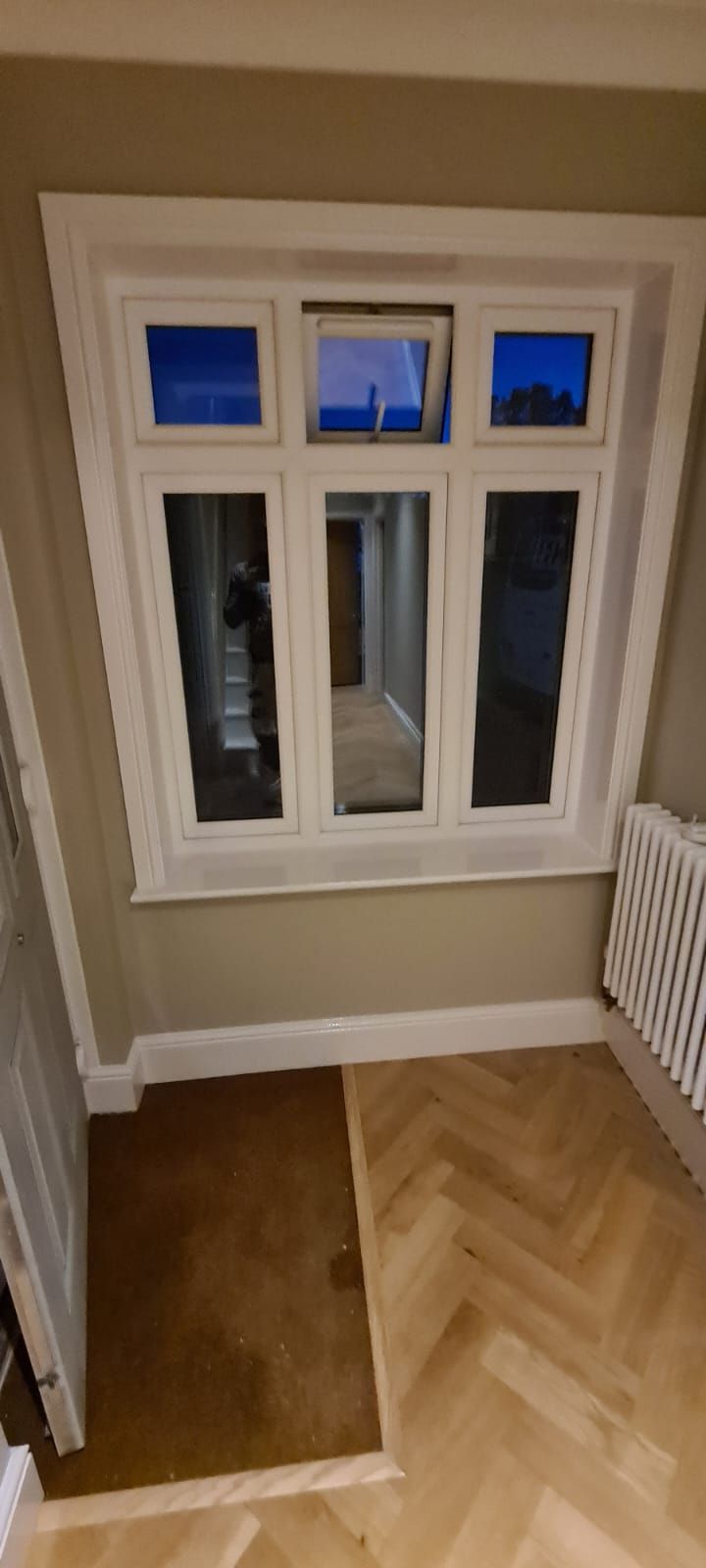 A picture of window painted by Painters and Decorators Southampton