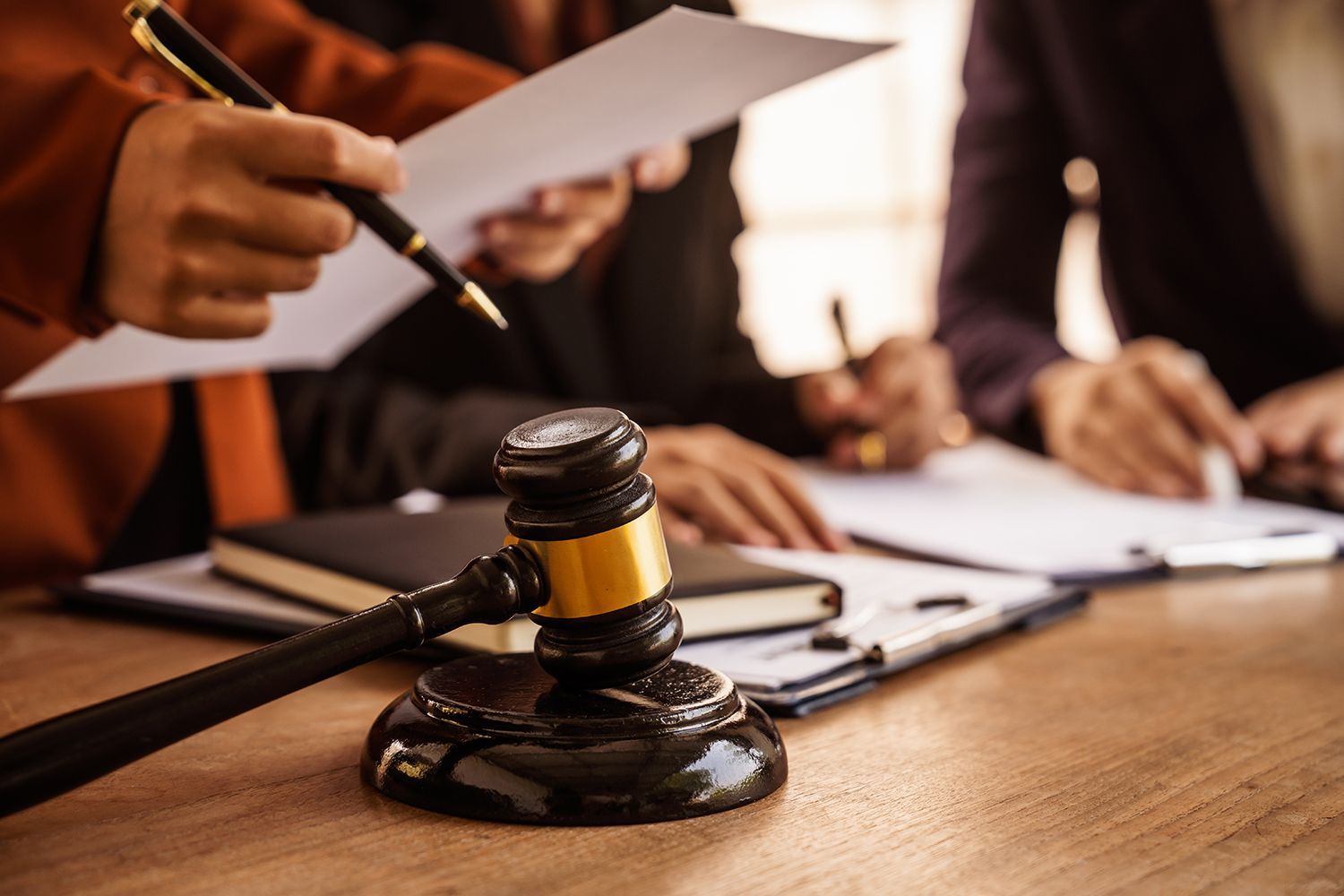 A gavel. A gavel.