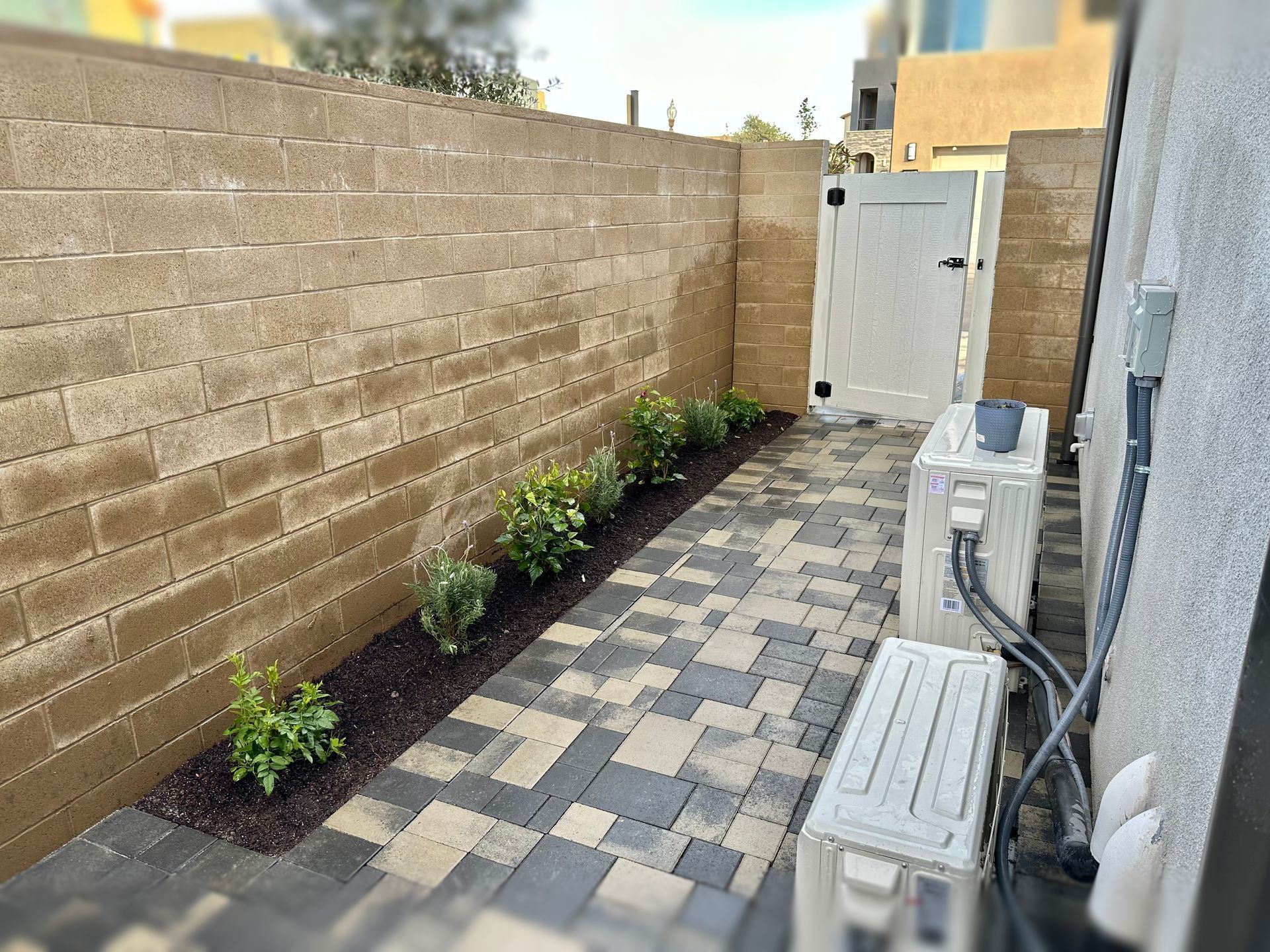 Landscape pavers