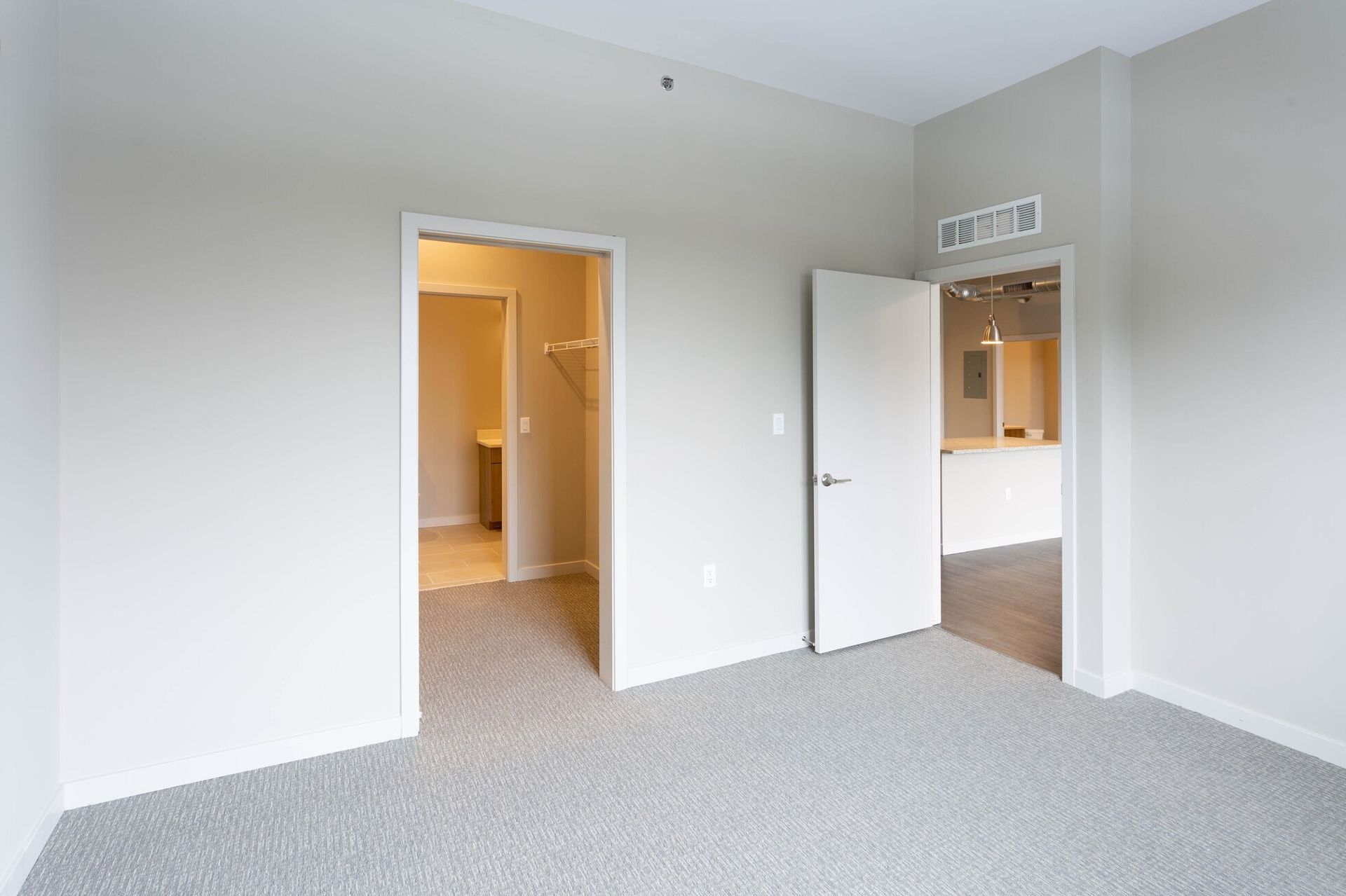 Home Luxury Living at The Marquette Apartments in Milford