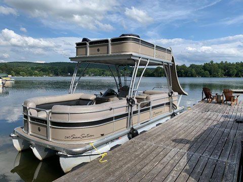 Double Decker Pontoon Rentals in Craryville, NY