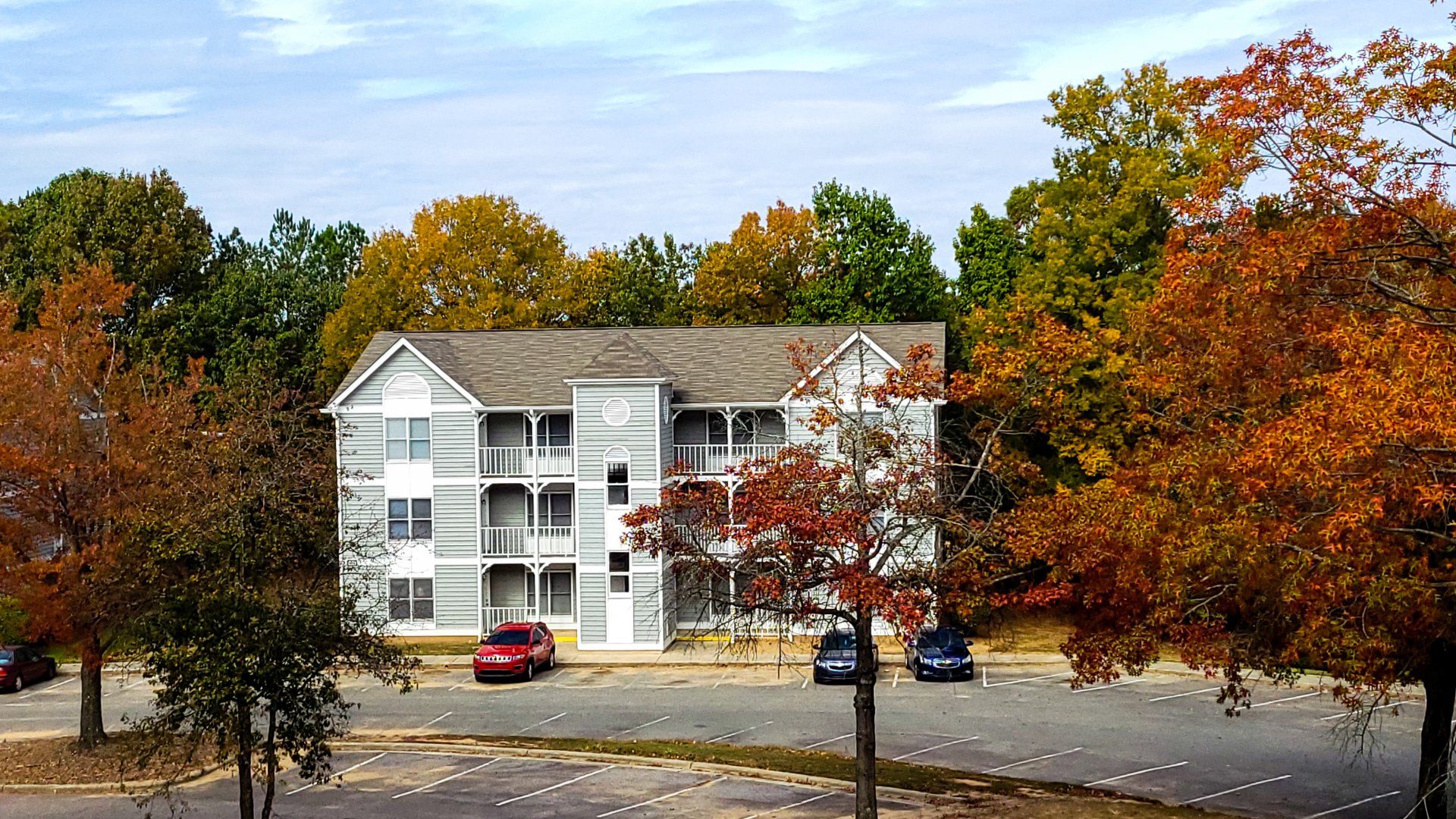 Exterior of Camdem Point Apartments