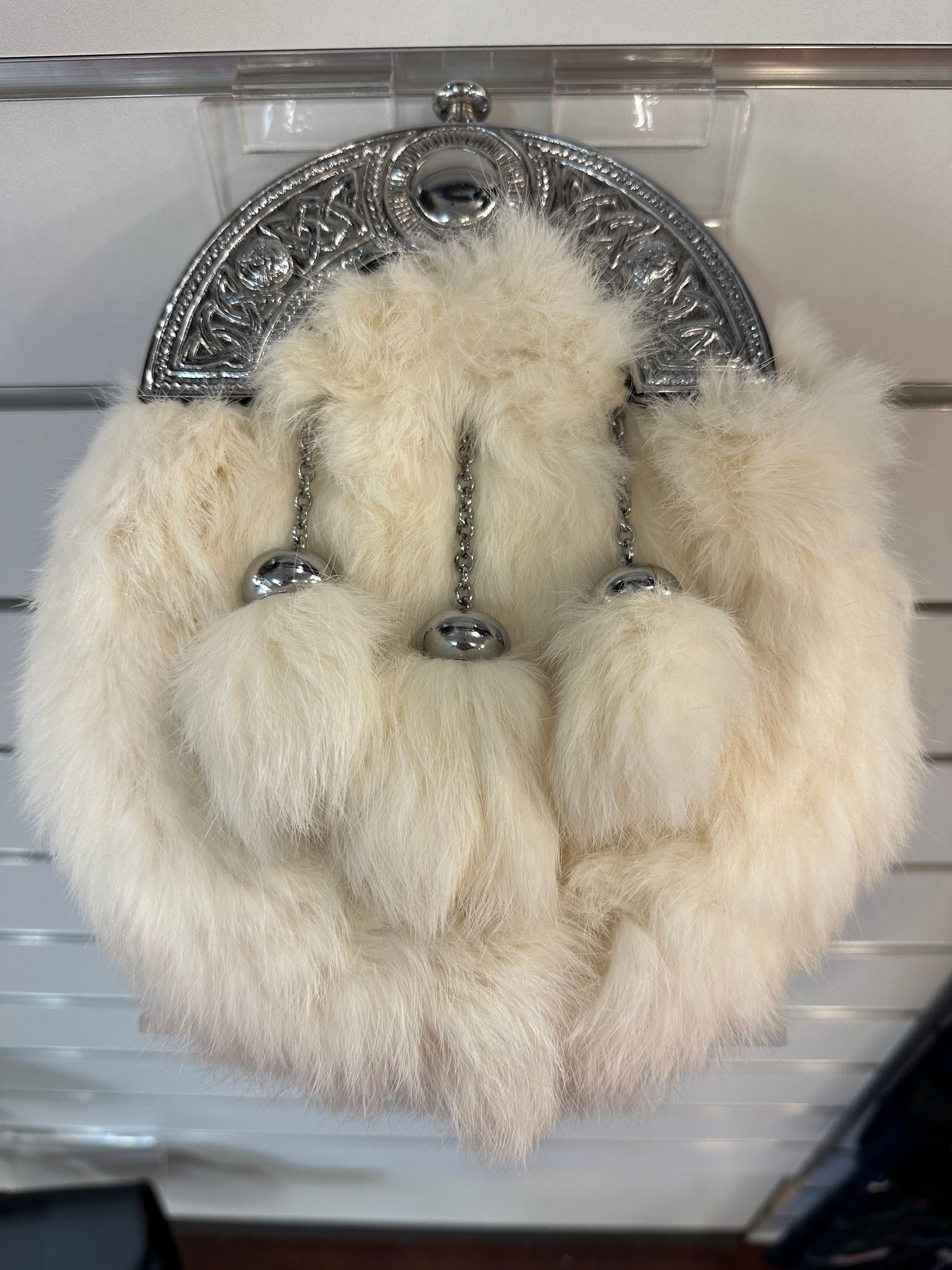 Semi Dress White Rabbit Fur Sporran 3 Black Tassels With Chain Belt main image 0