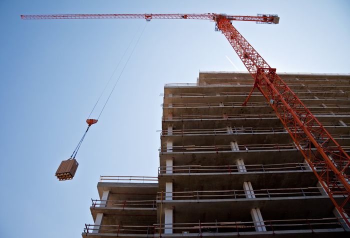 a mobile crane rental