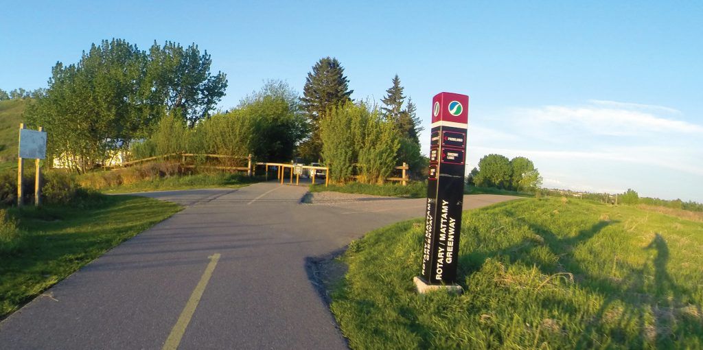 A guidepost on the Rotary Mattamy Greenway.