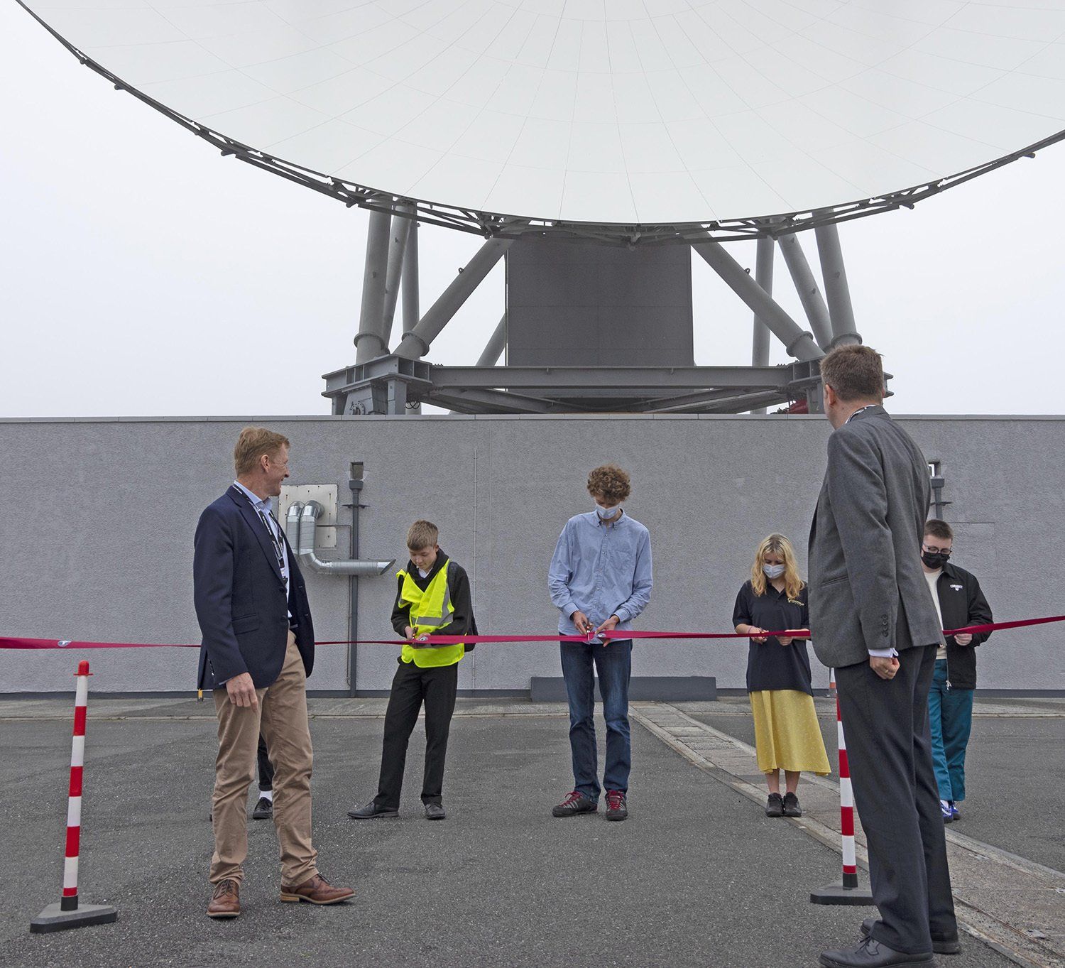Ribbon Cutting Ghy6 Antenna