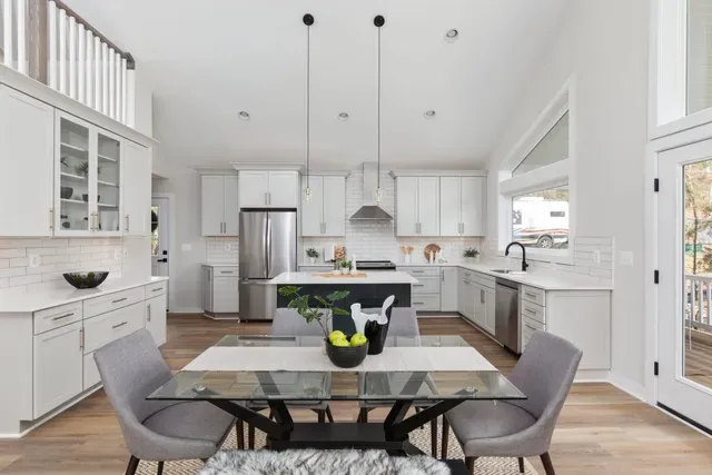 Sumney Road Dining room