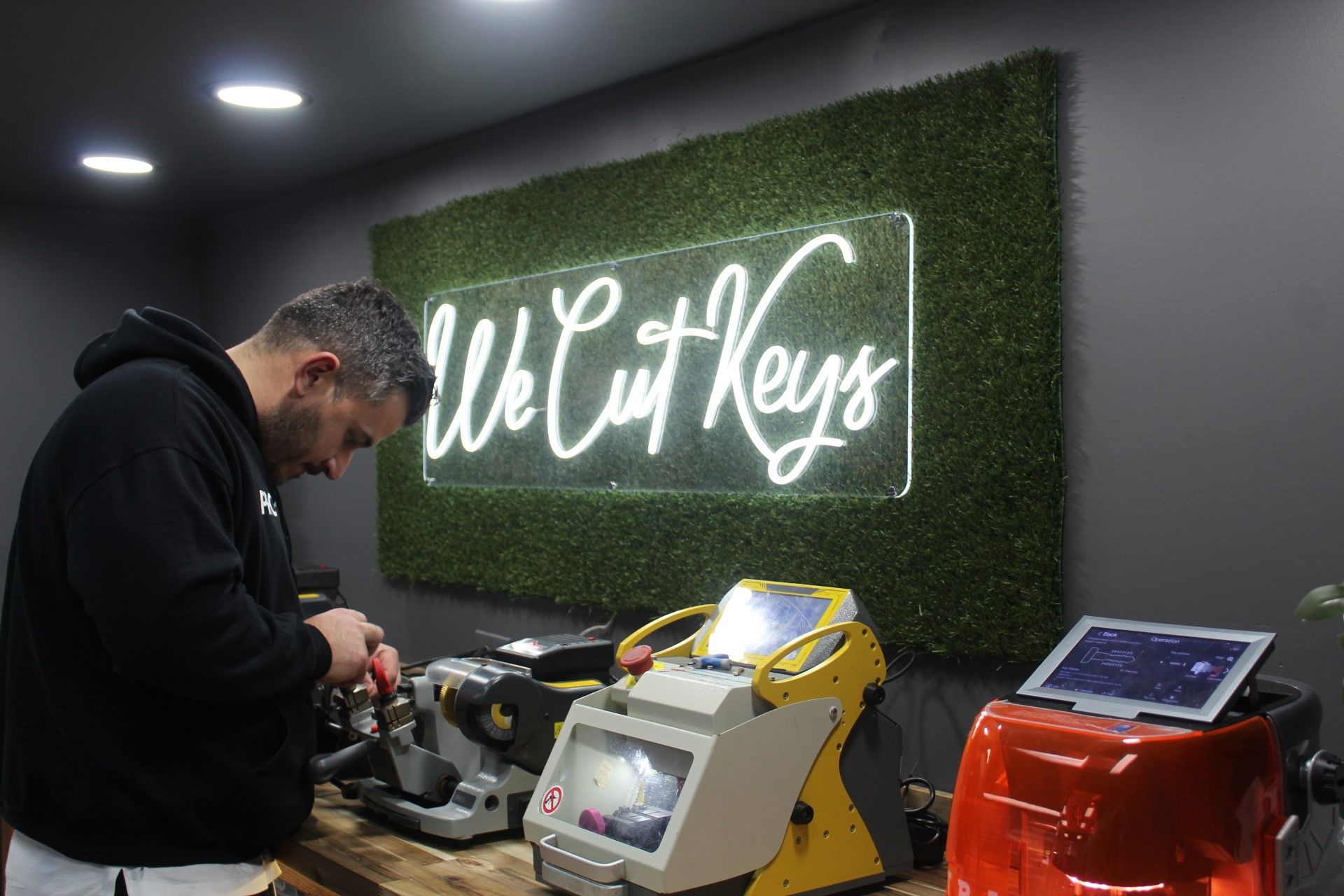we cut keys