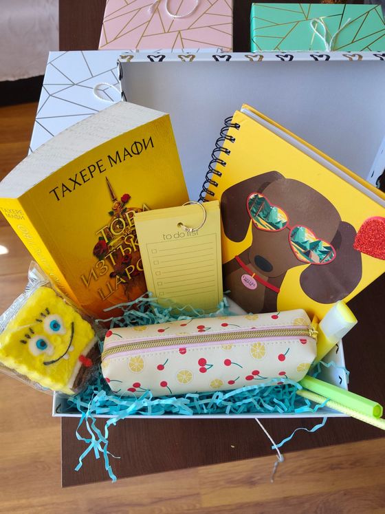 книжна кутия фентъзи, fantasy book box, книжни кутии България