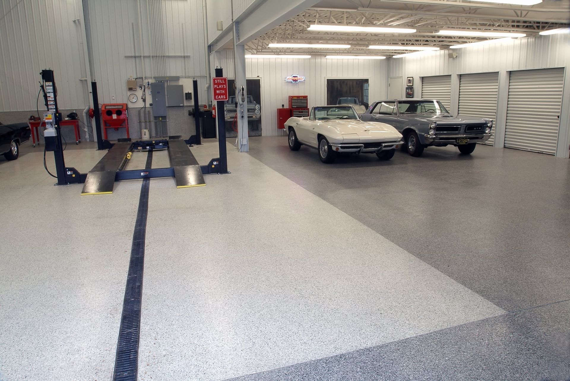 epoxy floor car showroom