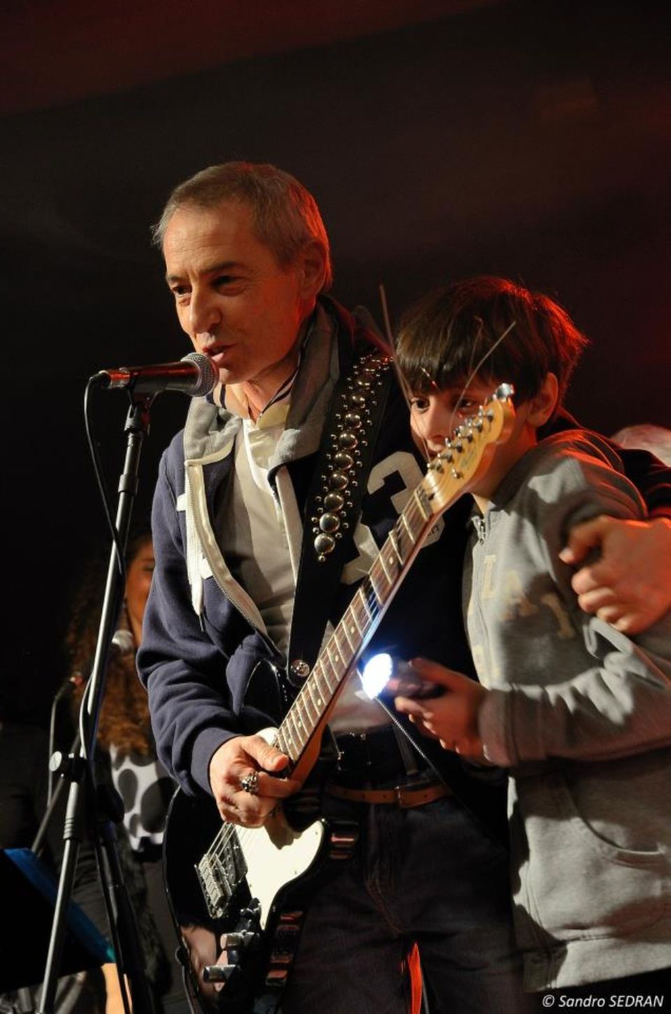 live rock music