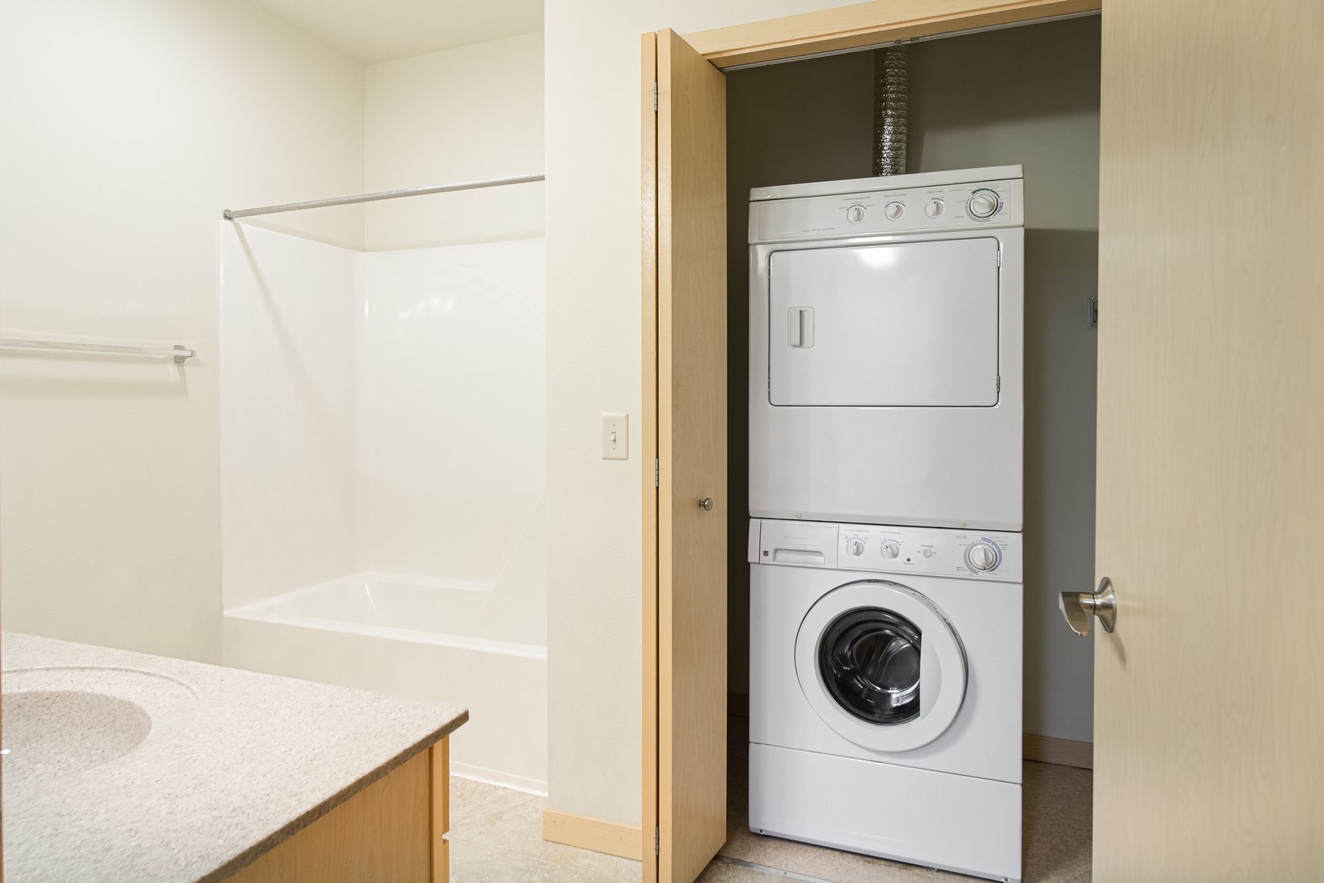 Park Central Studio Bathroom