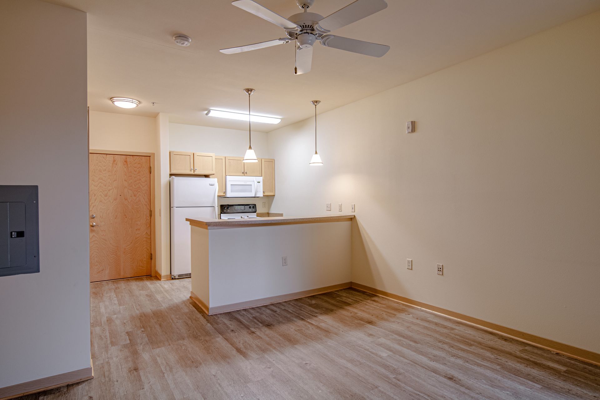 Park Central Studio Kitchen
