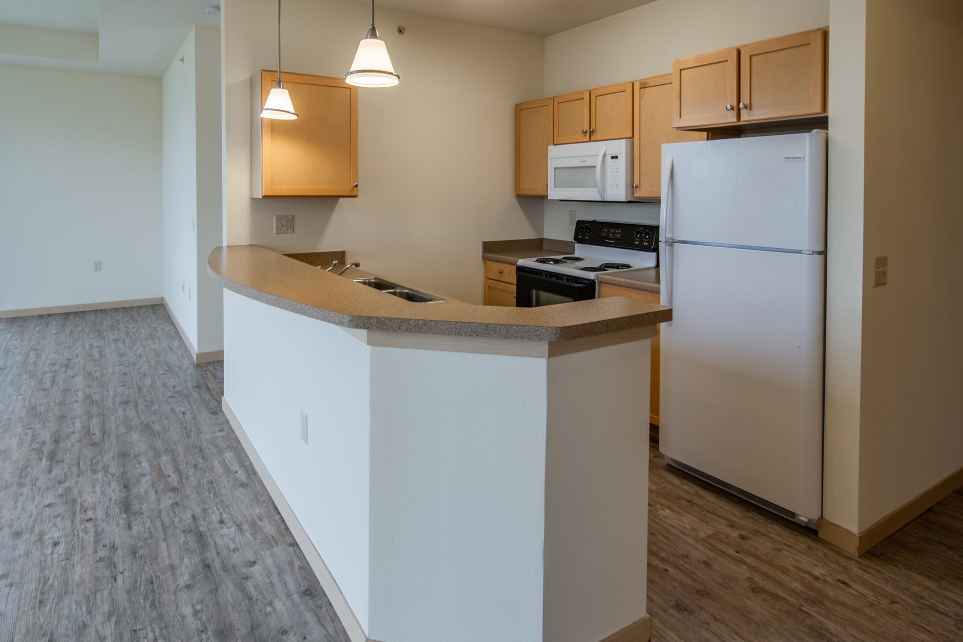 Park Central 2 Bedroom Kitchen