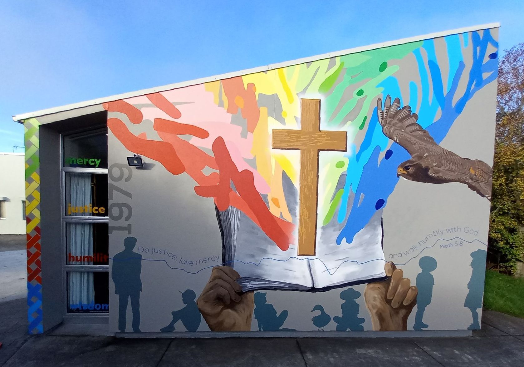 Mural, art, school, collaboration, nz, artist, canterbury, graffitti, urban, artist, colour, linework, community, business, bespoke, artwork, commission, love, project
