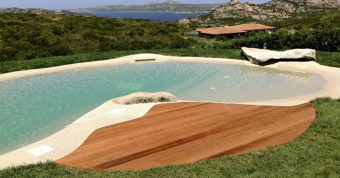 Artificial Turf Backyard Area