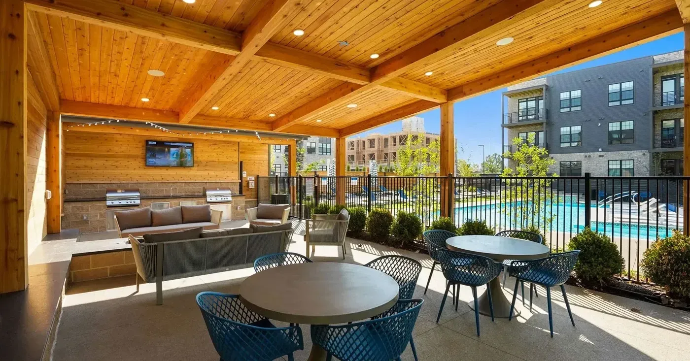 Outdoor Kitchens – Ten Ways to Keep Bugs at Bay - Omni Pools & Scapes