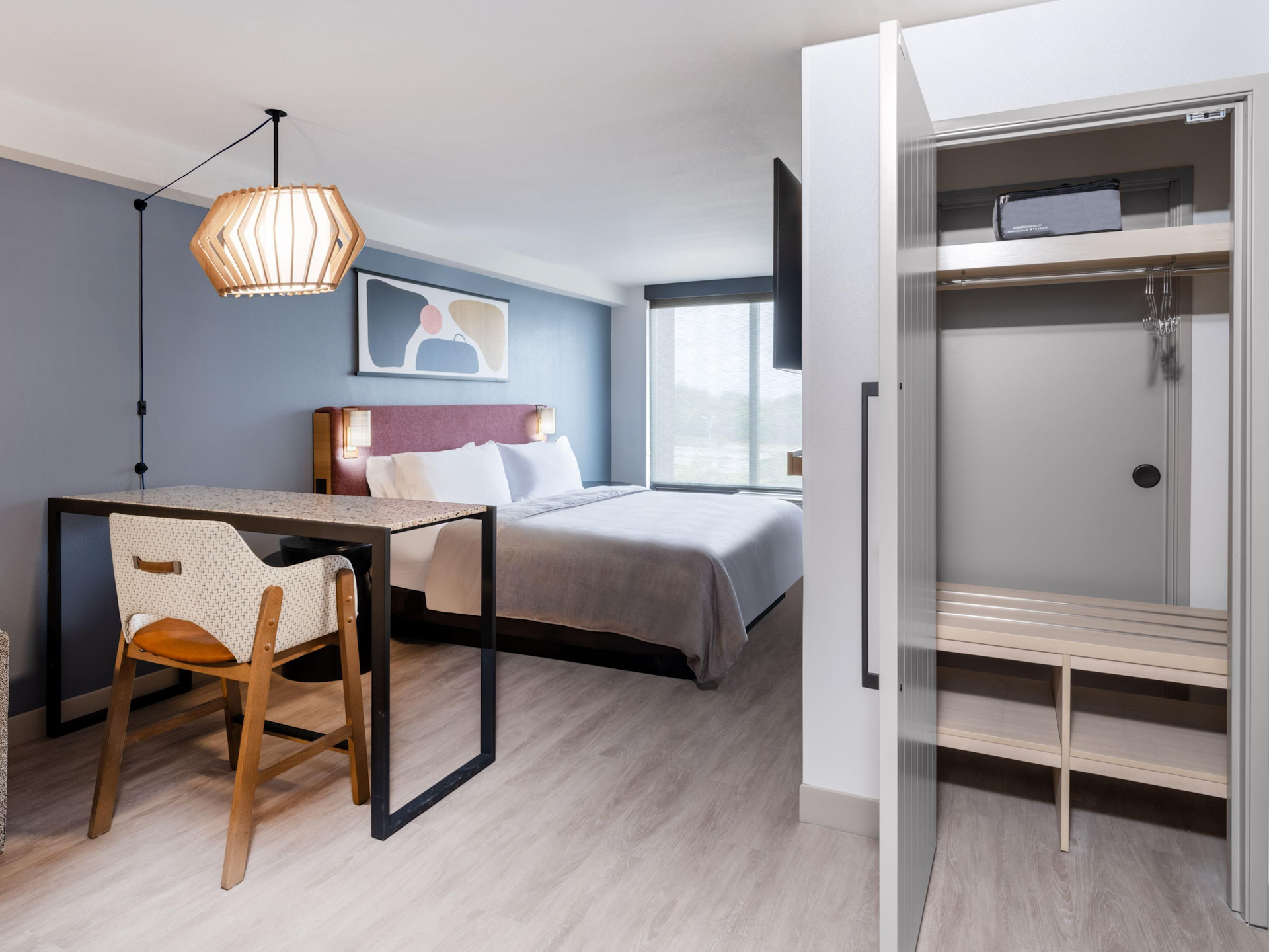 Educators get special rates at Atwell Suites and IHG hotel properties | Atwell Suites Teacher Discount | Teacher Hotel Discounts