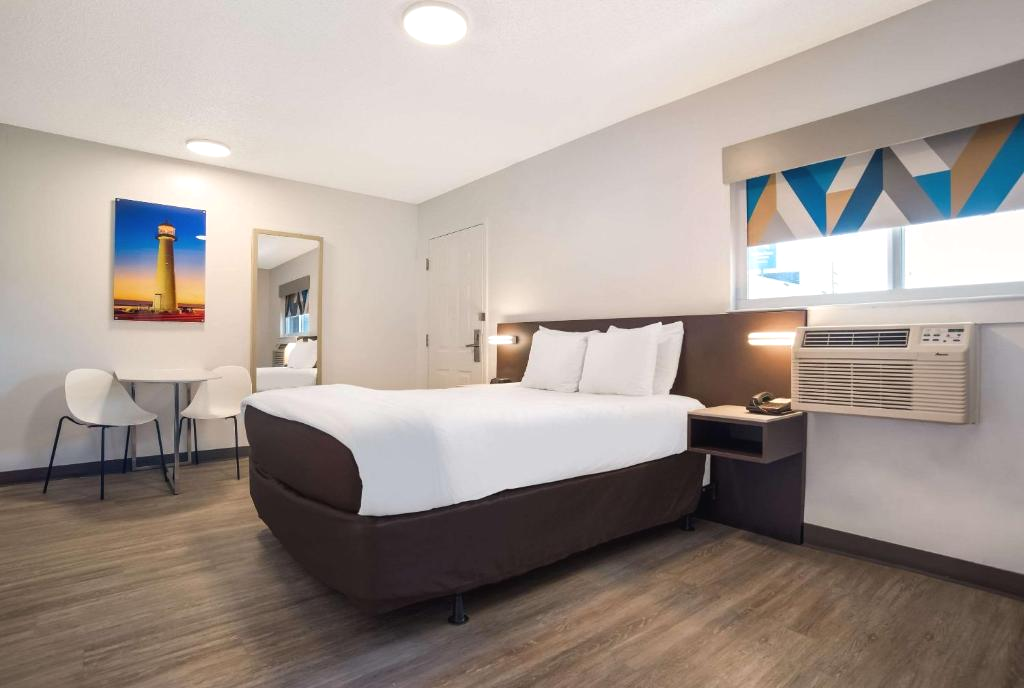 Suburban Studios Teacher Discount | Choice Hotels Education Discount Suburban Studios Teacher Discount | Choice Hotels Teacher Discount | Education Discount on Hotels & Travel