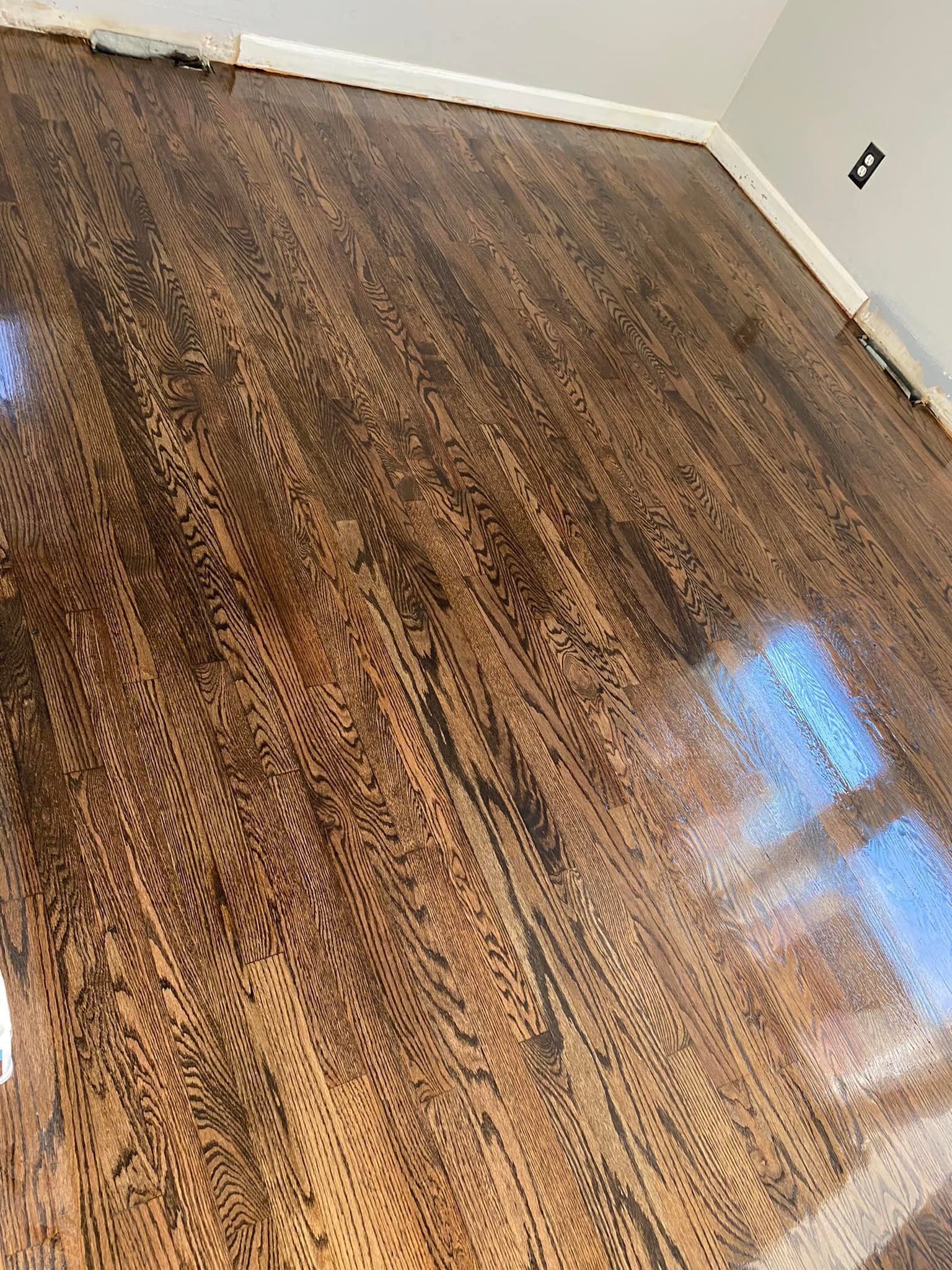 FLOOR REFINISHING