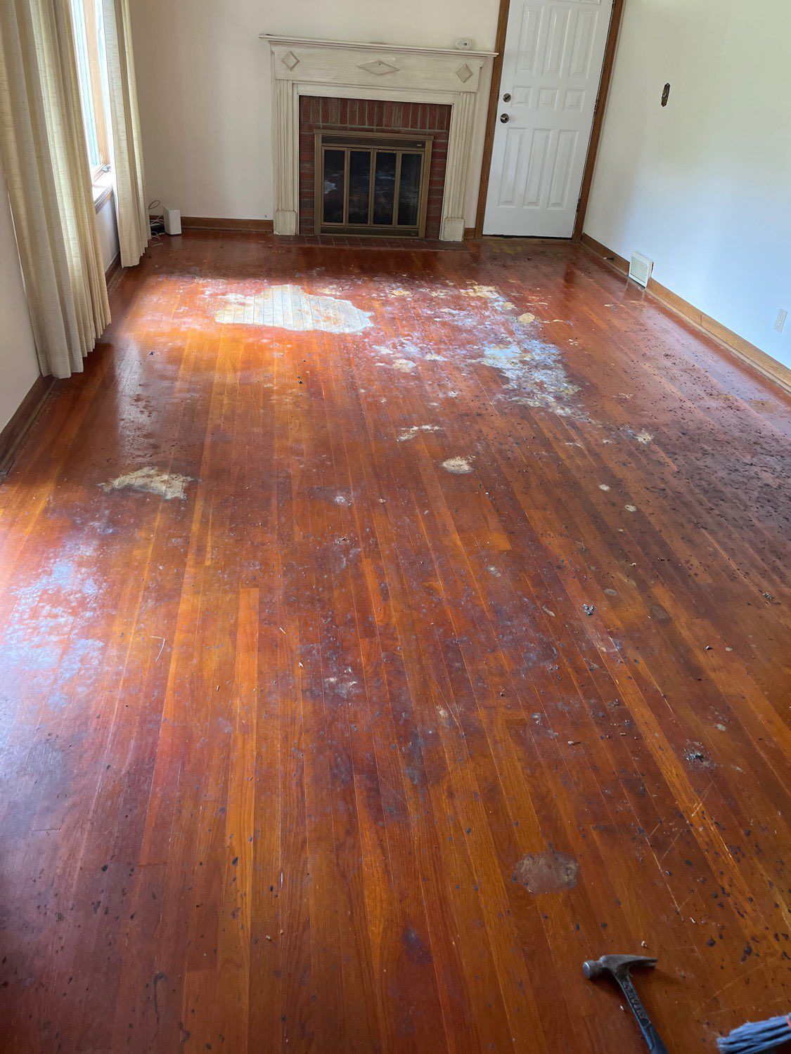 Old, outdated floor 