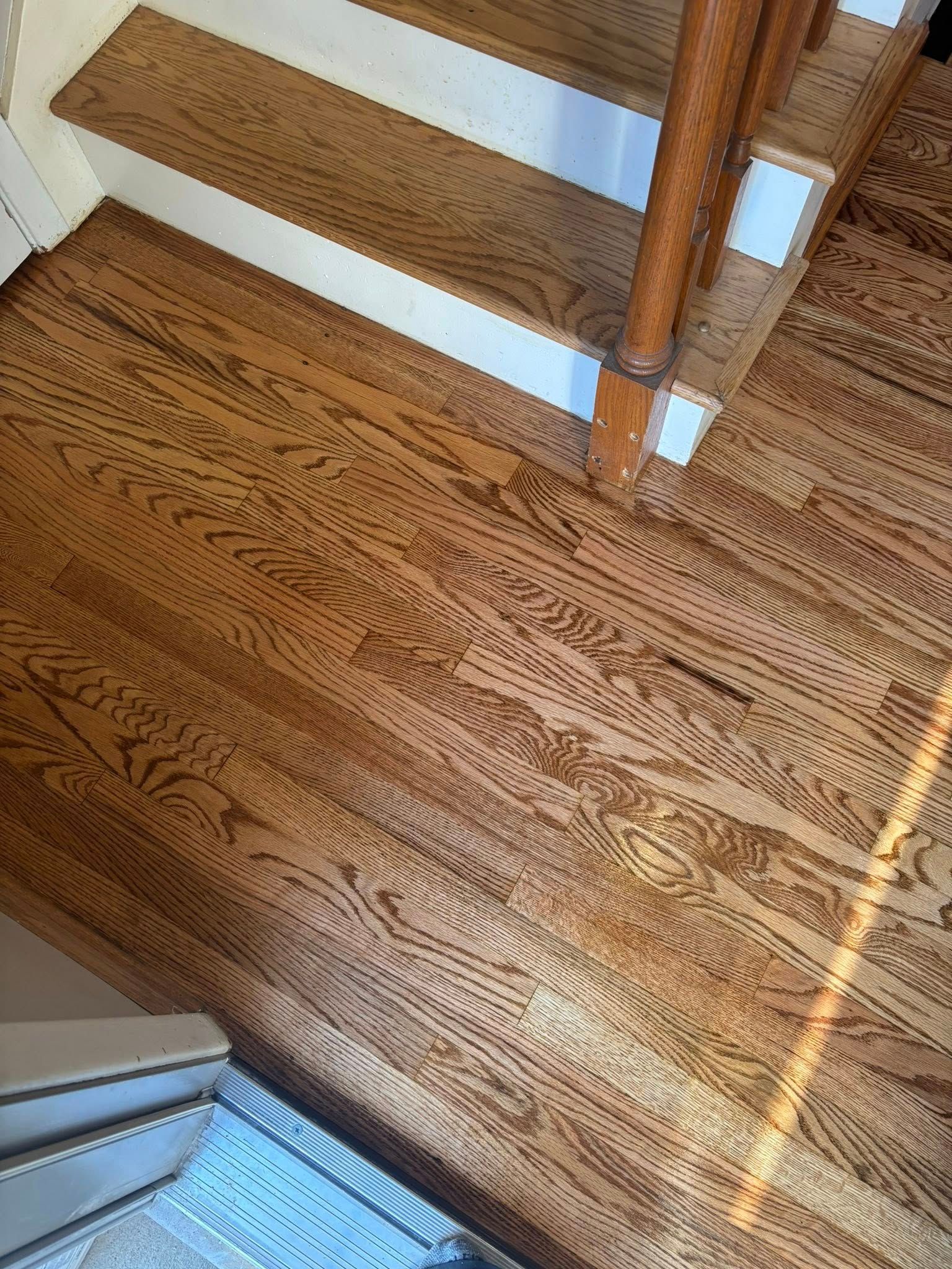 Golden Oak hardwood floor finishing