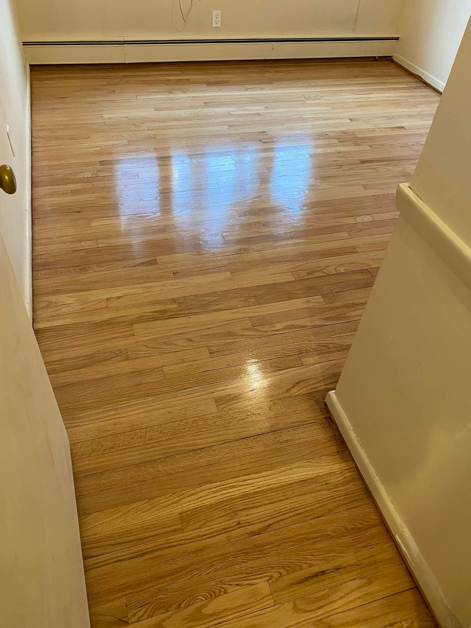 FLOOR REFINISHING