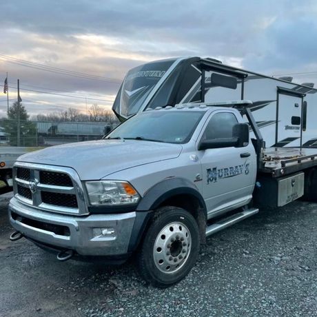 Murray's Tow Truck