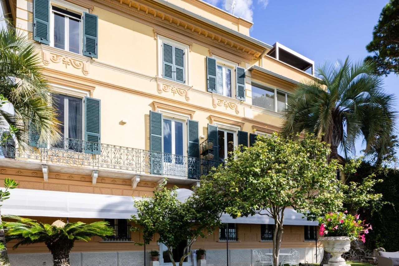 VILLA RIVIERA BOUTIQUE RESORT