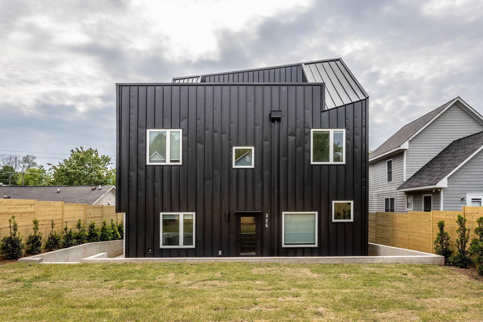 323 S East