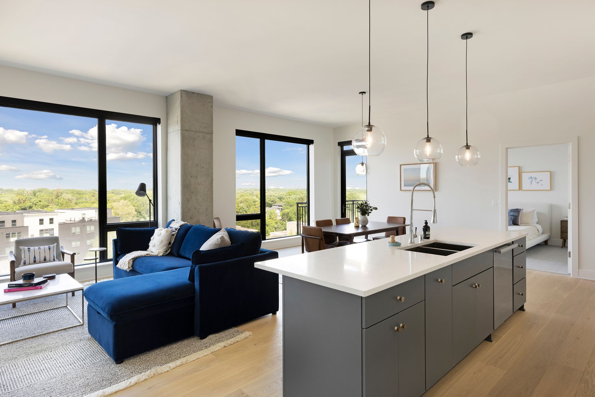 Curated visual reference: Gallery Photo Inspiration