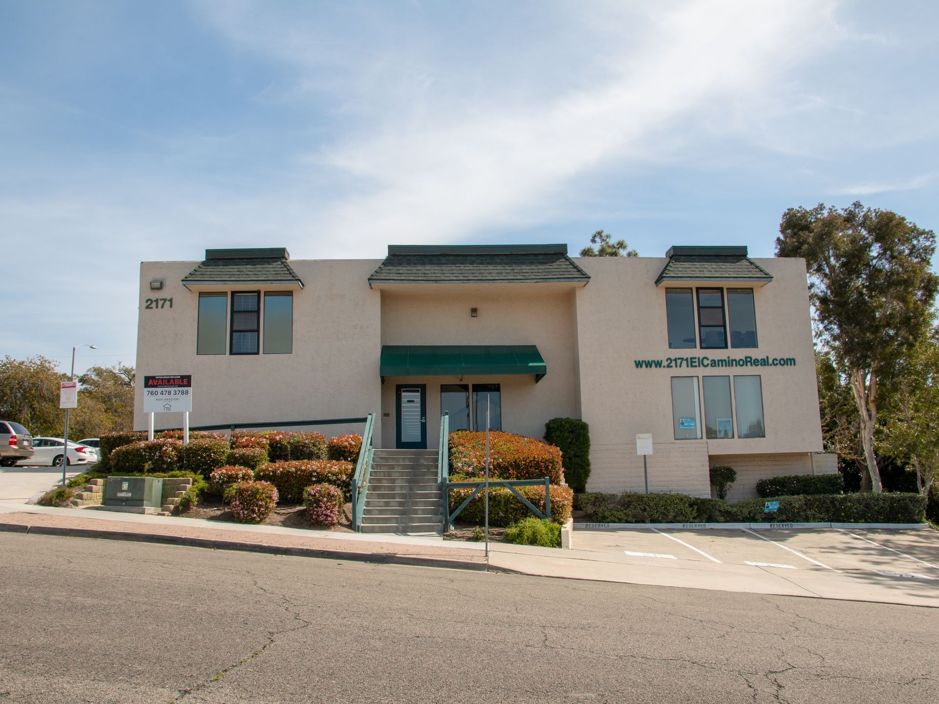 San Diego multi-family apartment building managed by Triproperties, Inc.