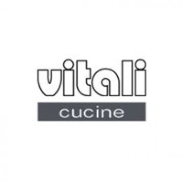 Logo di Vitali Cucine in nero e grigio su sfondo bianco.