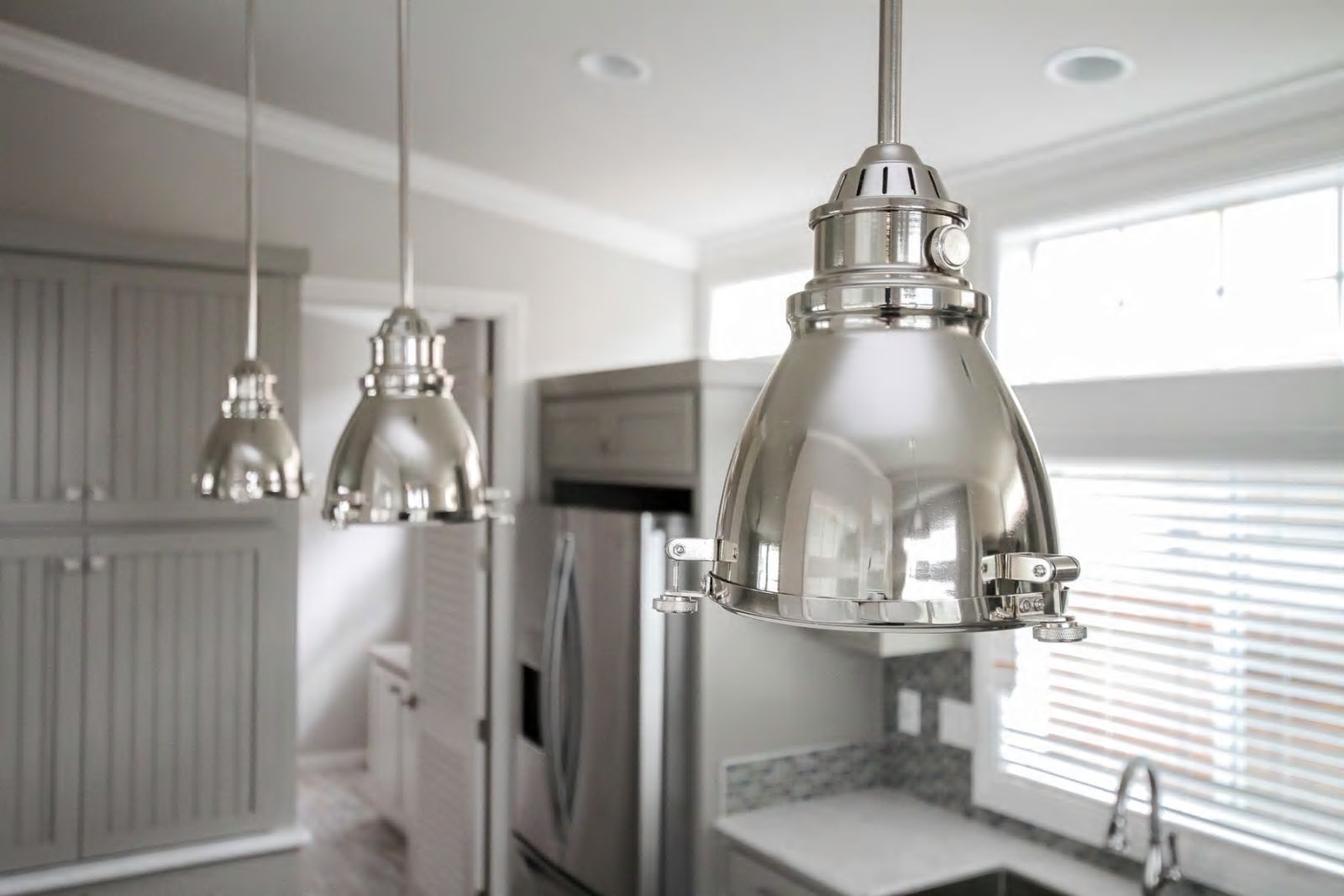 Newly Placed Lamp — Bakersfield, CA — Valley Manufactured Homes, Inc.