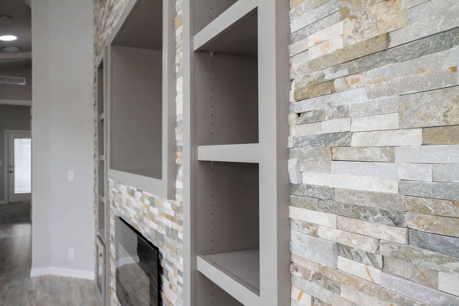 New Cabinet — Bakersfield, CA — Valley Manufactured Homes, Inc.