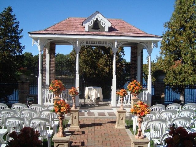 Mayflowers Wedding or Ceremony Photos