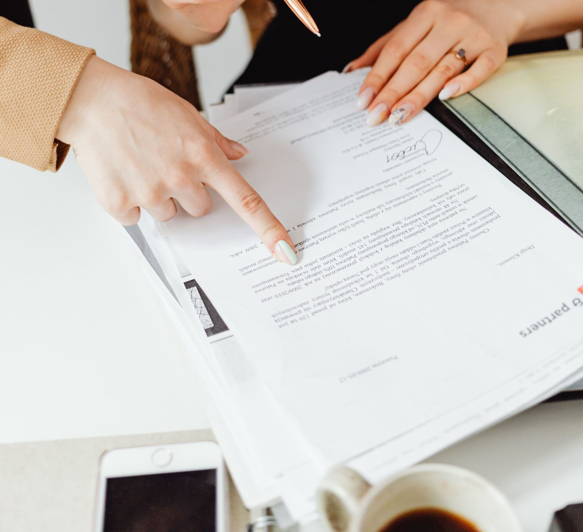 Professional liability insurance for business risks illustration