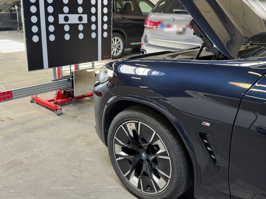 ADAS-kalibratie van een BMW X3 met kalibratiebord