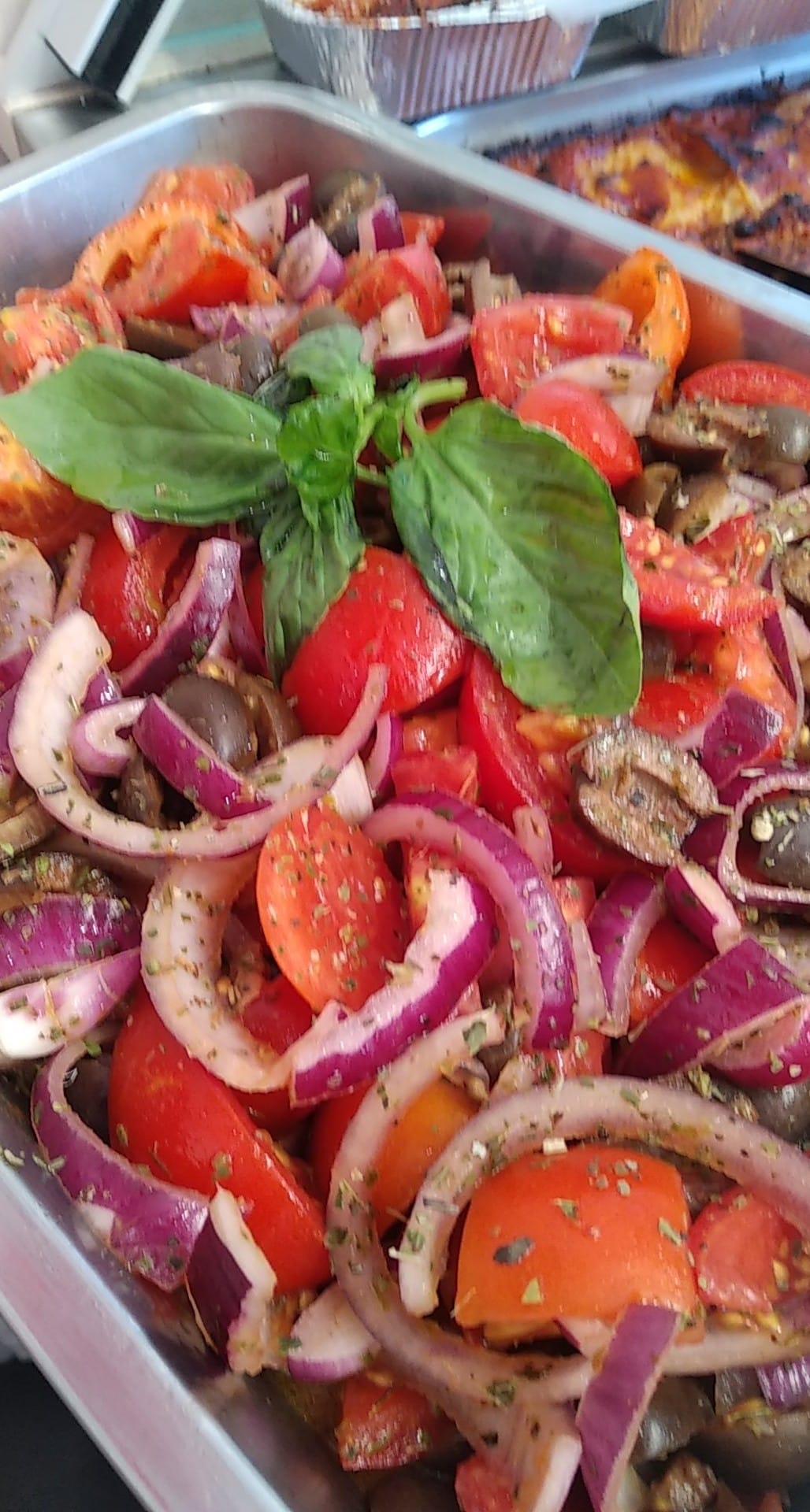 Salad with onions and cherry tomatoes